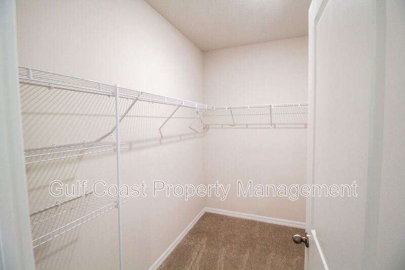 Annual Lakeview Retreat in Gated Solera – 4BR Home with Fenced Yard & Lake View property image