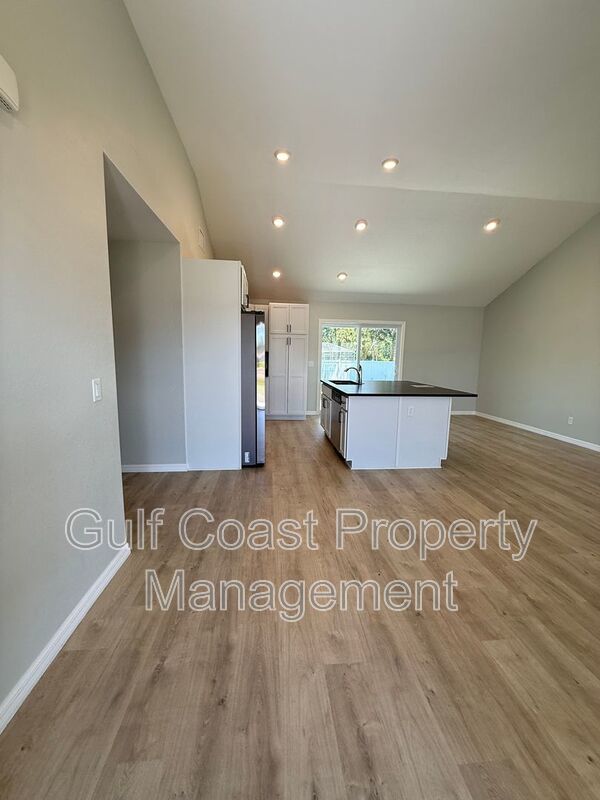 3294 West Price Blvd property image
