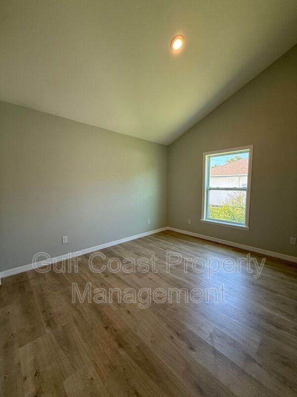 3294 West Price Blvd property image