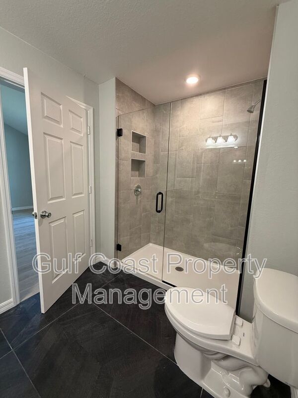 3294 West Price Blvd property image
