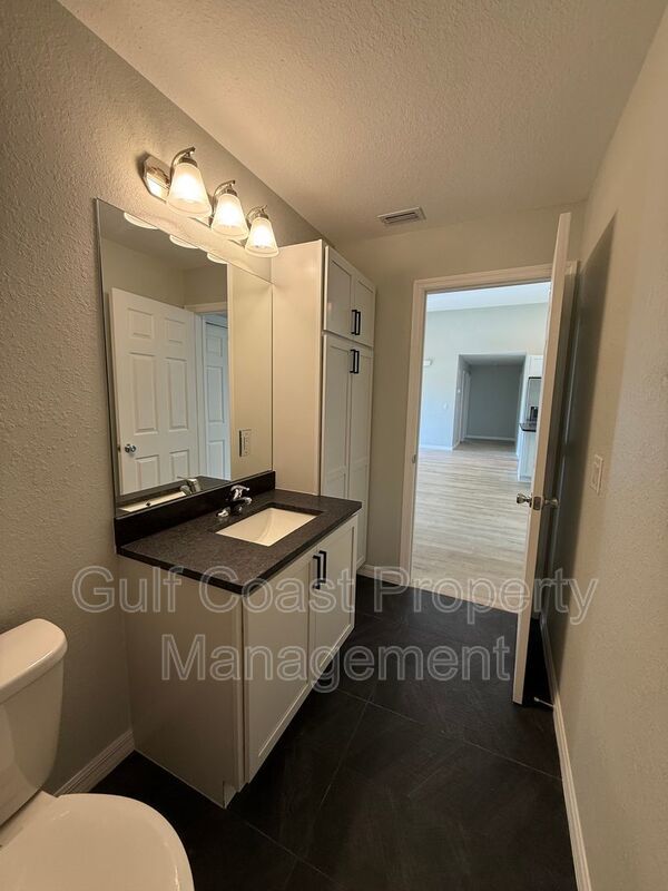 3294 West Price Blvd property image