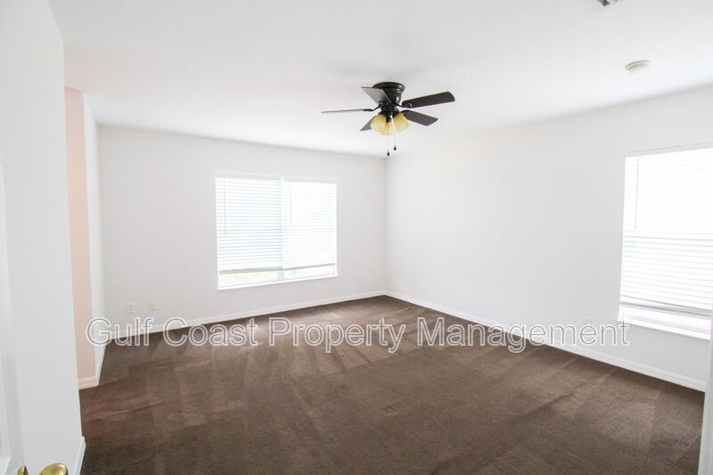 Lakeview 4-Bedroom, 2.5-Bath Annual Rental in Lakewood Ranch/Greenbrook property image