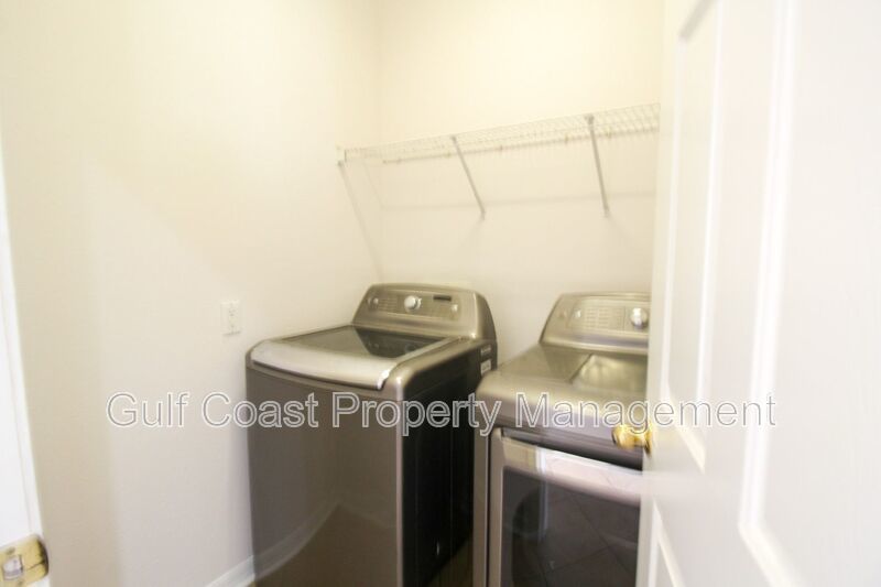 Lakeview 4-Bedroom, 2.5-Bath Annual Rental in Lakewood Ranch/Greenbrook property image
