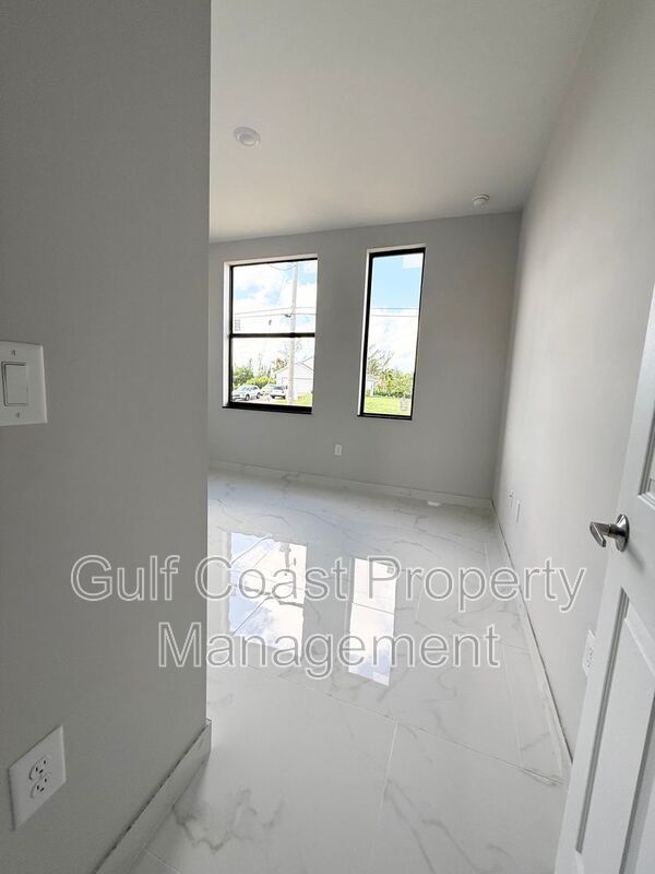 219 North West 23rd Terrace property image