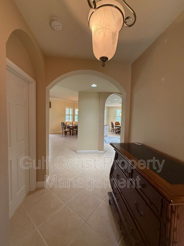 13860 Avon Park Cir property image