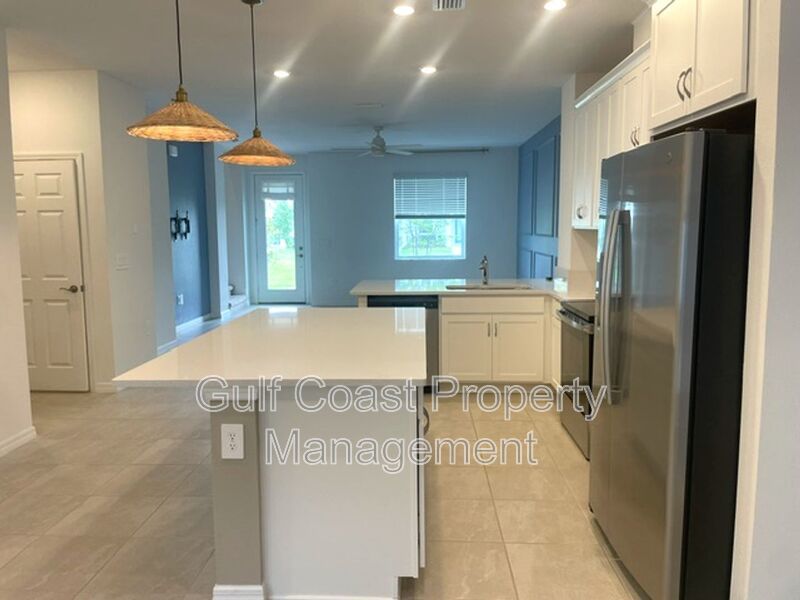 Annual Rental Near UTC, Waterside Place & Gulf Coast Beaches property image