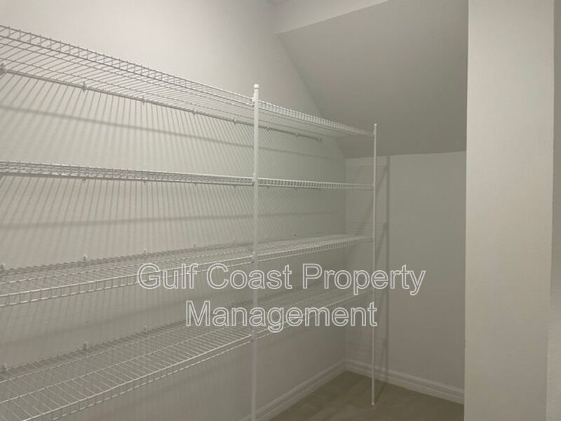 Annual Rental Near UTC, Waterside Place & Gulf Coast Beaches property image