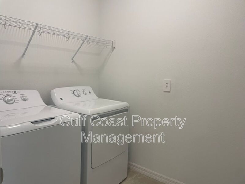 Annual Rental Near UTC, Waterside Place & Gulf Coast Beaches property image
