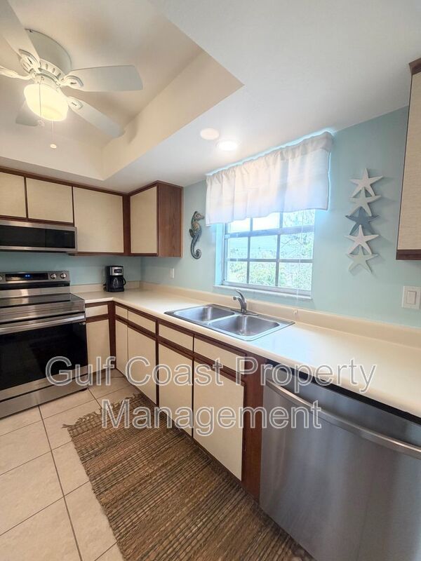 1531 Placida Road Unit 8-202 property image