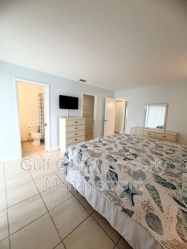 1531 Placida Road Unit 8-202 property image