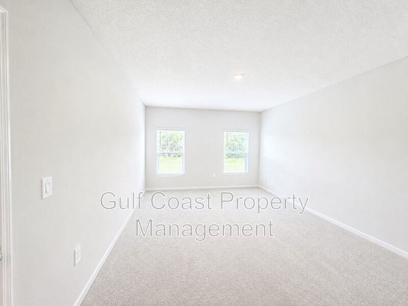 Spacious 4-Bedroom Annual Rental with Modern Finishes & Preserve View property image