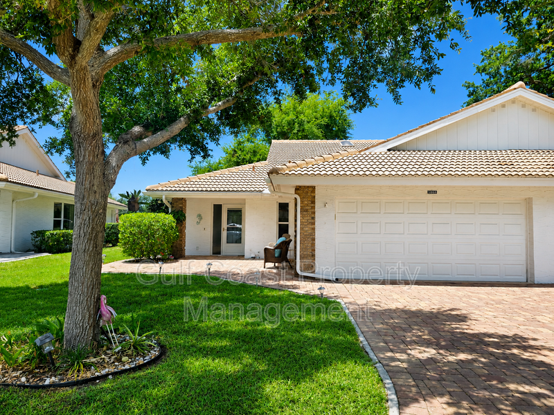 Annual Rental in a Desirable 55+ Community – Beautiful 2 Bedroom, 2 Bath Villa with Lake Views property image