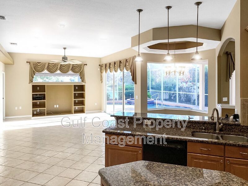 Annual 4-Bedroom, 3-Bath Pool Home with Outdoor Kitchen in Lakewood Ranch Greenbrook Village property image