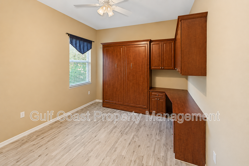 Annual 4-Bedroom, 3-Bath Pool Home with Outdoor Kitchen in Lakewood Ranch Greenbrook Village property image