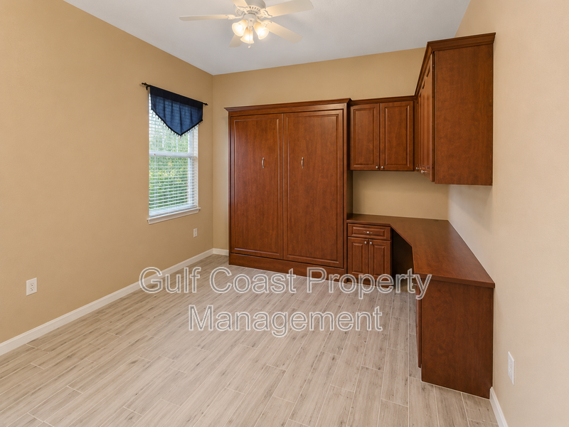 Annual 4-Bedroom, 3-Bath Pool Home with Outdoor Kitchen in Lakewood Ranch Greenbrook Village property image