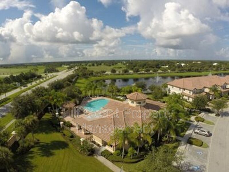 Annual Luxury Lakeview Condo with 3 Bedrooms + Den, Private Garage & Resort-Style Amenities property image