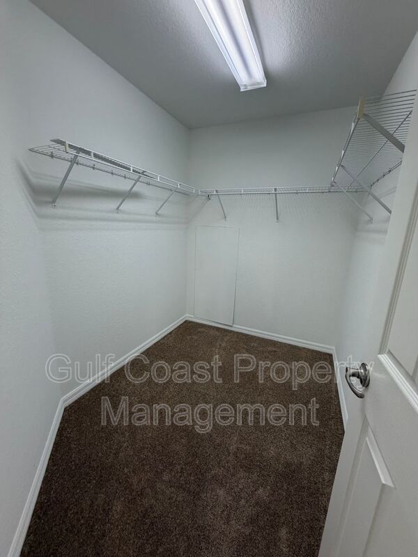 Spacious Single family Home property image