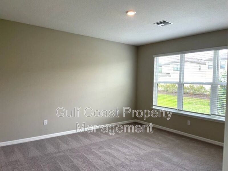 4 Bedroom Home Plus a Home Office and Loft Space property image