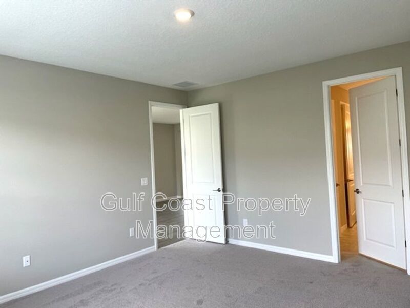 4 Bedroom Home Plus a Home Office and Loft Space property image