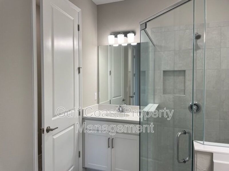 4 Bedroom Home Plus a Home Office and Loft Space property image