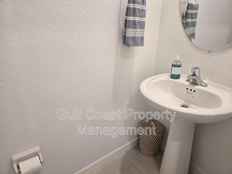 Modern Townhome Living in Aurora at Lakewood Ranch – Resort-Style Amenities & Prime Location! property image