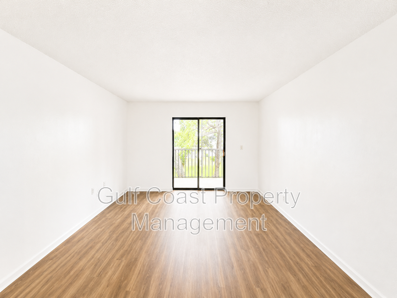 Updated 2-Bedroom Condo with Screened Lanai with water included. property image