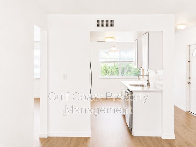 Updated 2-Bedroom Condo with Screened Lanai with water included. property image