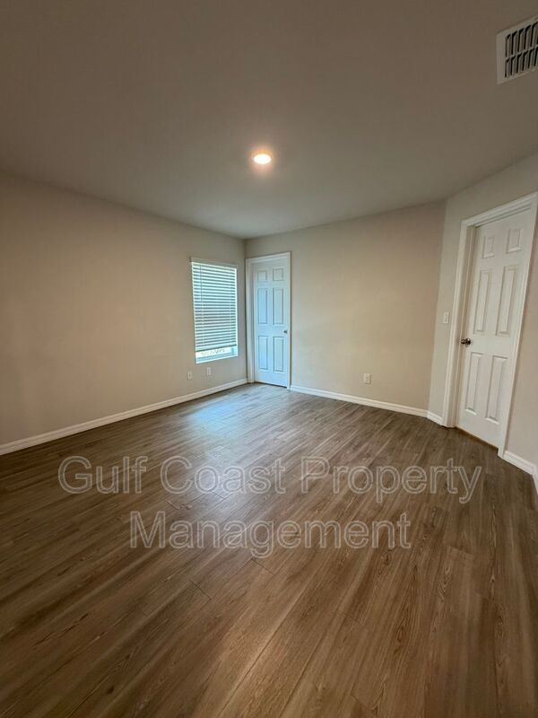 10162 Tramore Ave property image