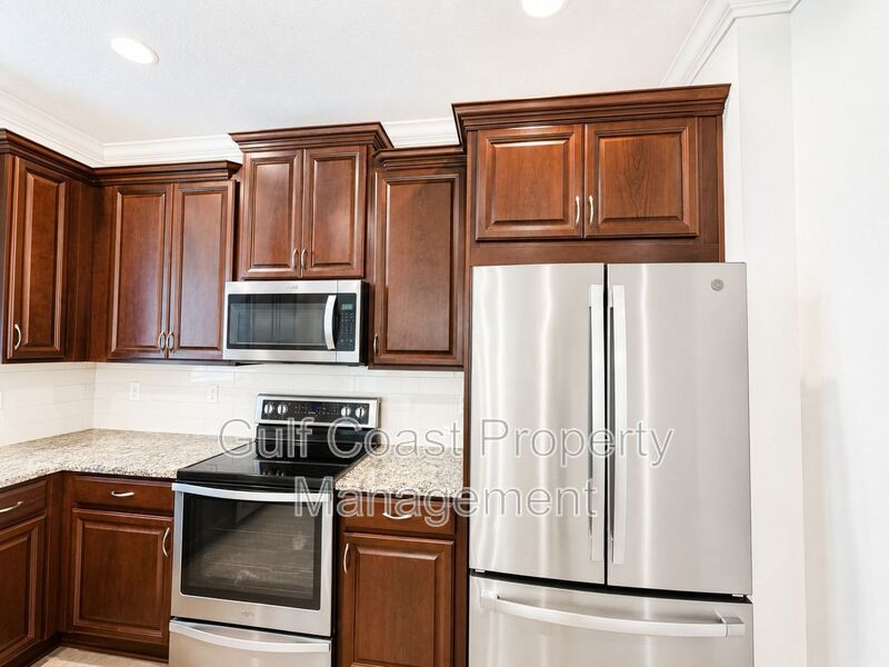Annual Rental – Beautifully Updated Townhome in Harmony at Lakewood Ranch – Ready for Immediate Move-In! property image