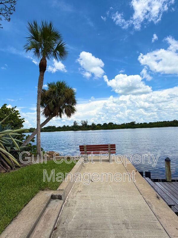 16150 Bay Pointe Blvd Unit 107 property image
