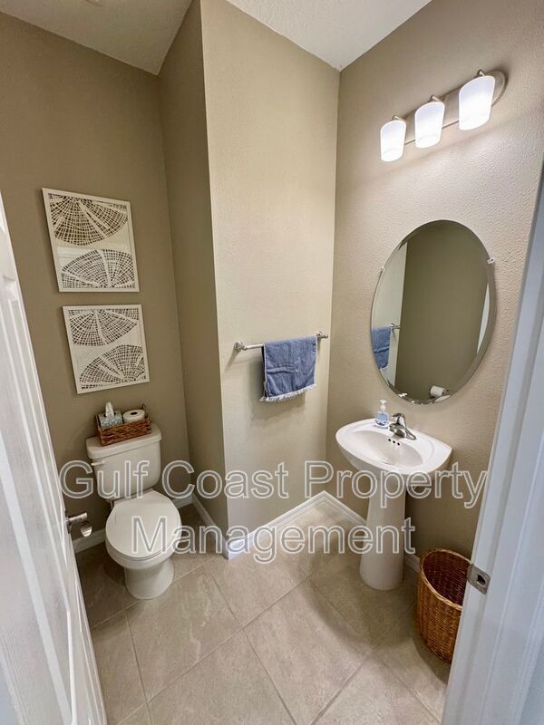 Unfurnished Annual Rental Near UTC, Waterside Place & Gulf Coast Beaches property image