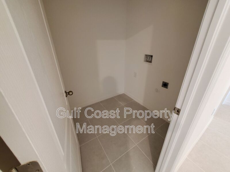 58 Kenly St property image