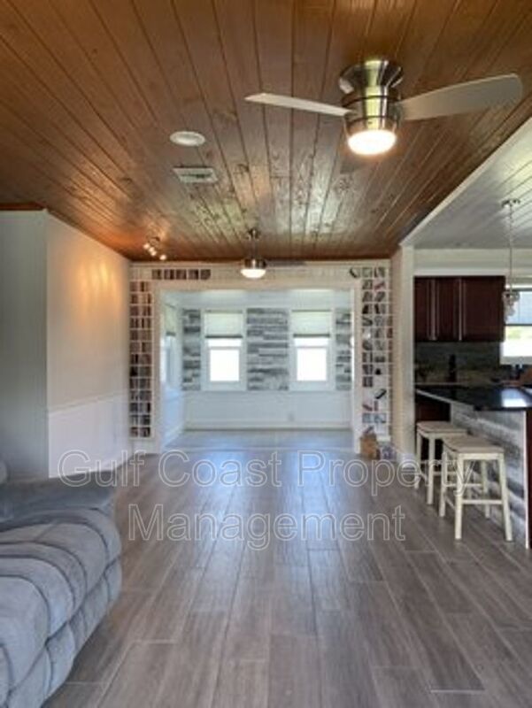 Single Family Home with Large Backyard property image