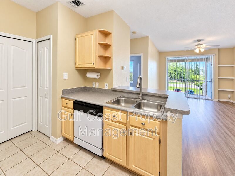 MOVE-IN SPECIAL! ½ OFF YOUR FIRST MONTH’S RENT! 1/1 Gated Allegro Palm – Resort-Style Amenities! property image
