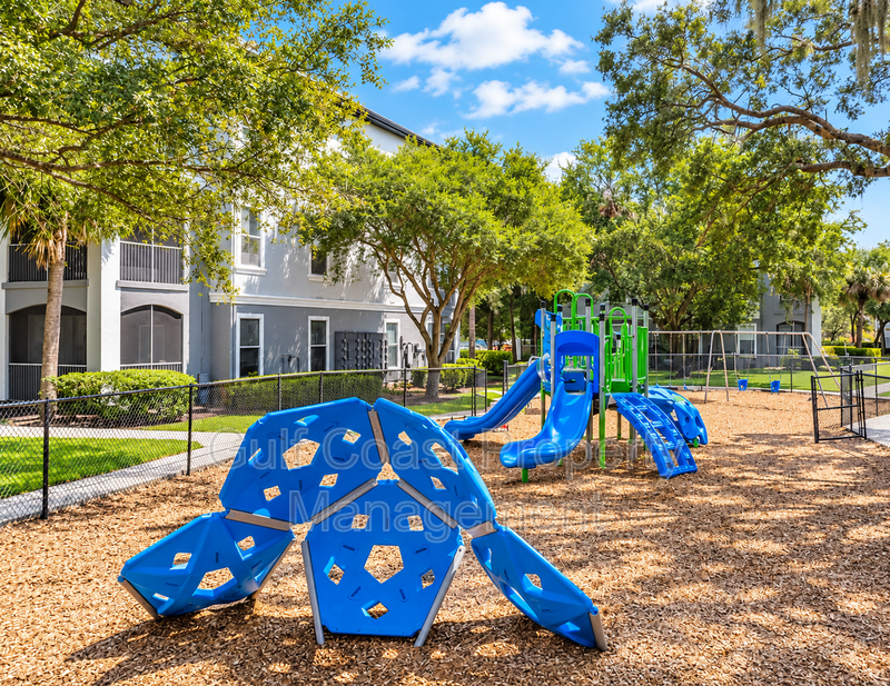 MOVE-IN SPECIAL! ½ OFF YOUR FIRST MONTH’S RENT! 1/1 Gated Allegro Palm – Resort-Style Amenities! property image
