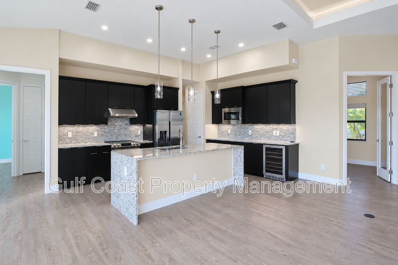 5 Sportsman Place property image