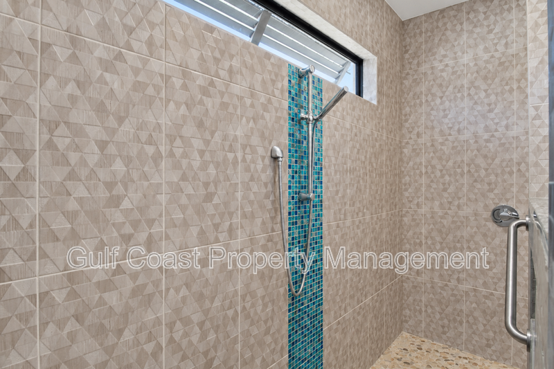 5 Sportsman Place property image