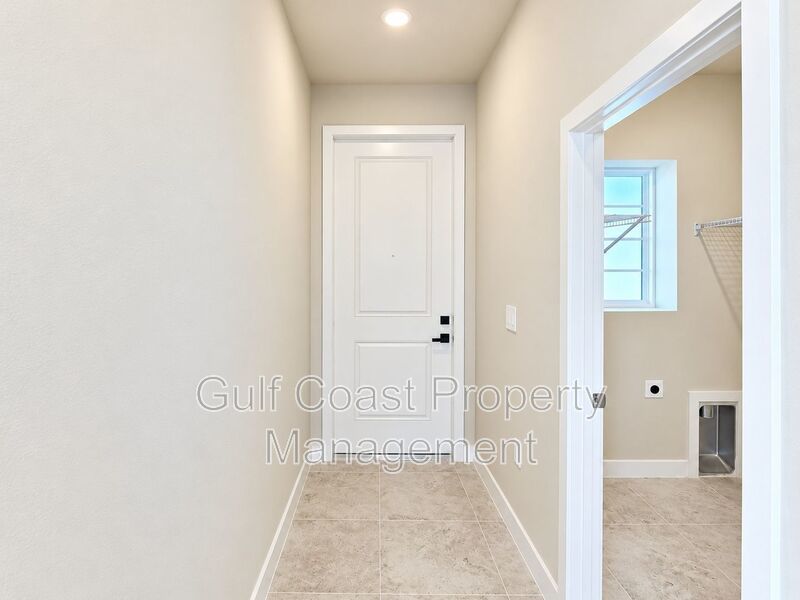 Annual Rental – Beautiful 3-Bedroom, 2-Bath Single-Family Home with 2-Car Garage in Avalon Woods, Lakewood Ranch! property image