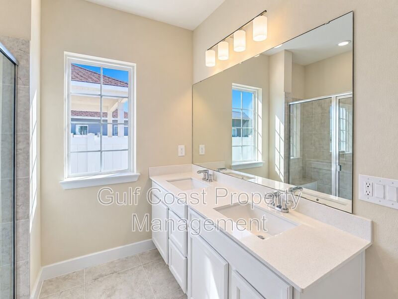 Annual Rental – Beautiful 3-Bedroom, 2-Bath Single-Family Home with 2-Car Garage in Avalon Woods, Lakewood Ranch! property image