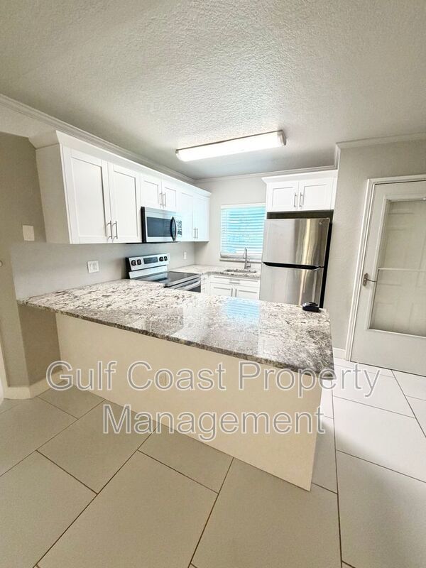 25050 Sandhill Blvd Apt 3A4 property image