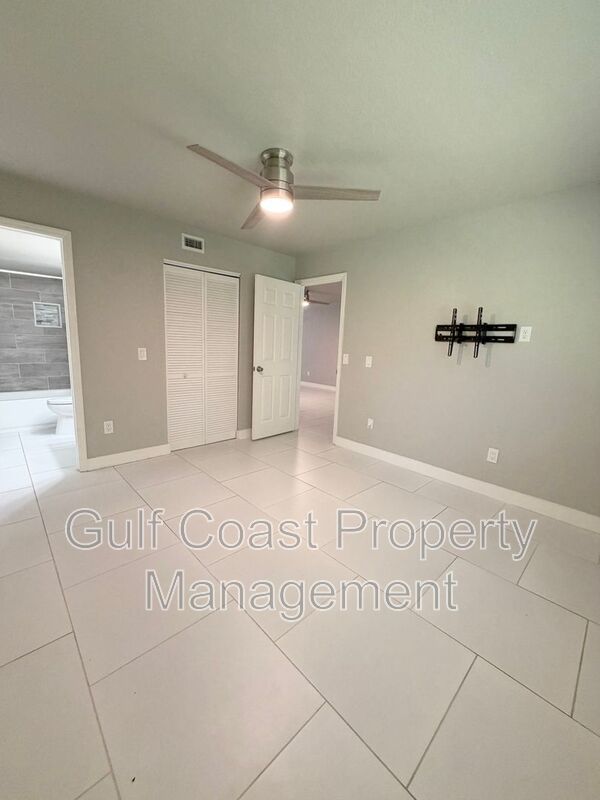 25050 Sandhill Blvd Apt 3A4 property image