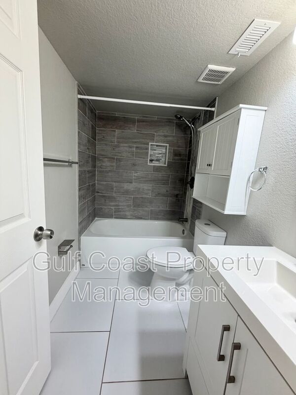 25050 Sandhill Blvd Apt 3A4 property image