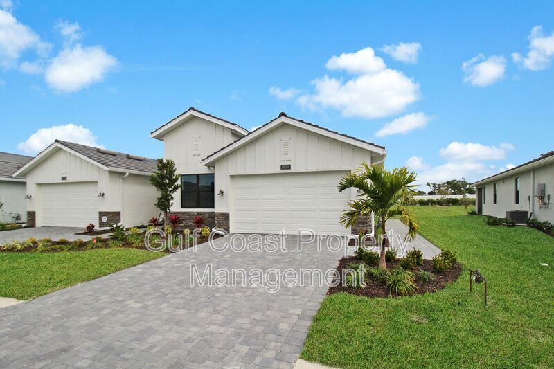 3/2 Available for Rent in Wellen Park! property image