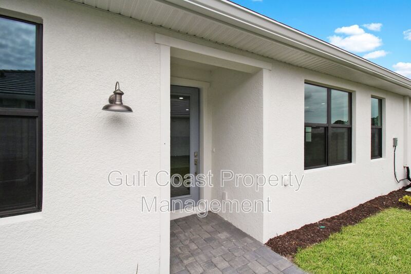 3/2 Available for Rent in Wellen Park! property image