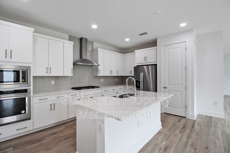3/2 Available for Rent in Wellen Park! property image