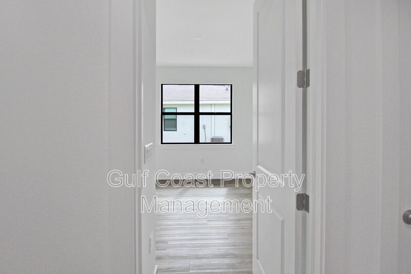 3/2 Available for Rent in Wellen Park! property image