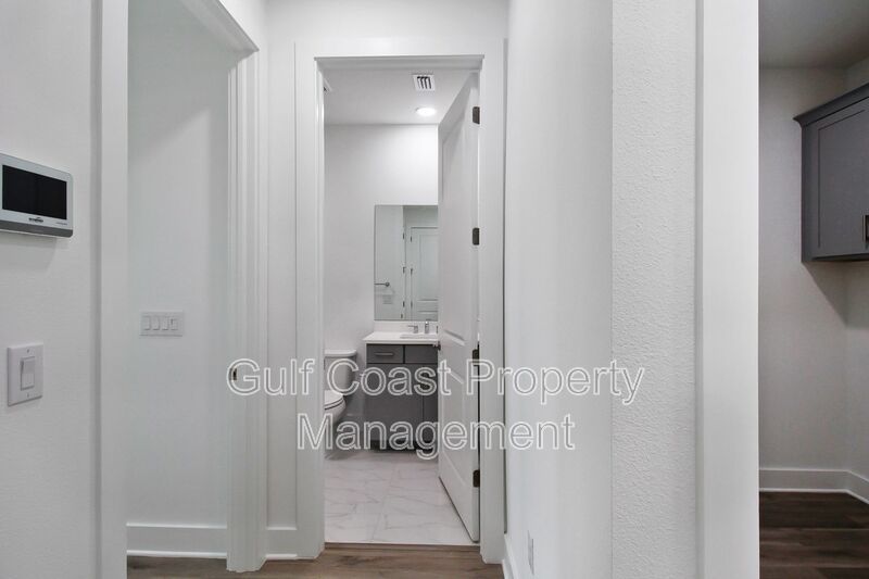 3/2 Available for Rent in Wellen Park! property image