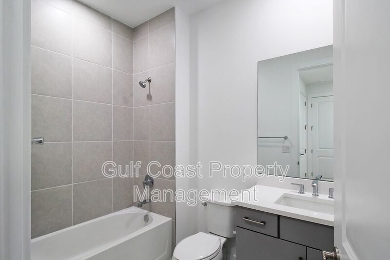 3/2 Available for Rent in Wellen Park! property image