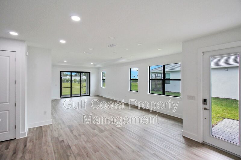 3/2 Available for Rent in Wellen Park! property image