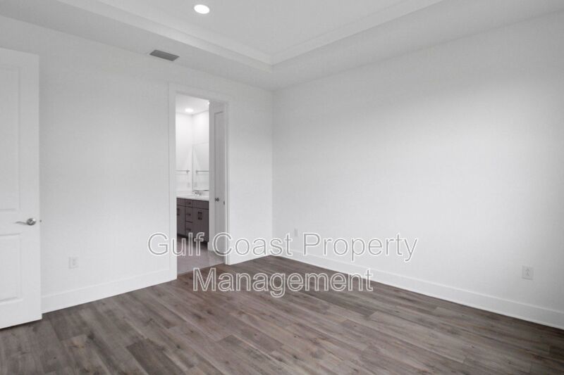 3/2 Available for Rent in Wellen Park! property image